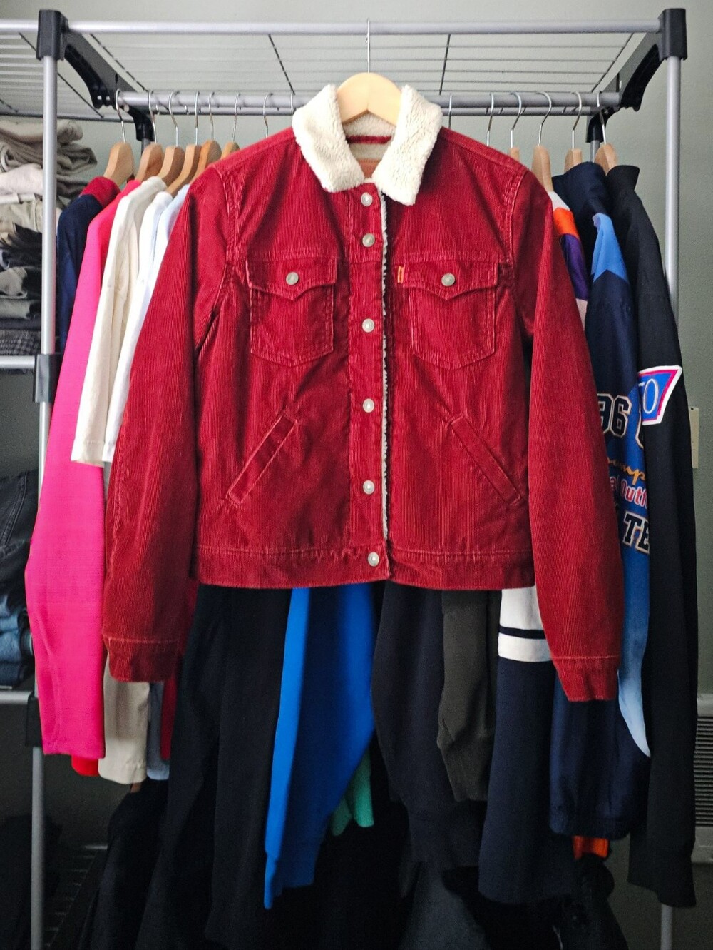 Levi's Women's Sherpa Lined Corduroy Trucker Jacket Size Small